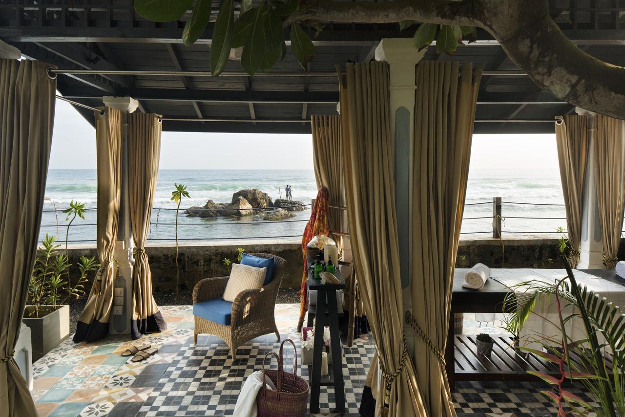 Owl And The Pussycat Hotel & Restaurant Unawatuna Buitenkant foto